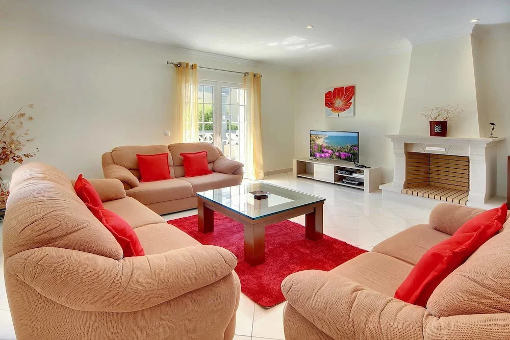 Villa Caly