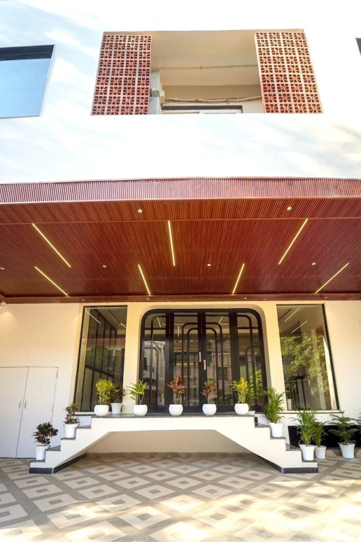 The Urban Villa