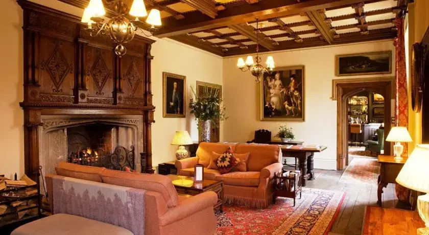 Weston Manor Hotel