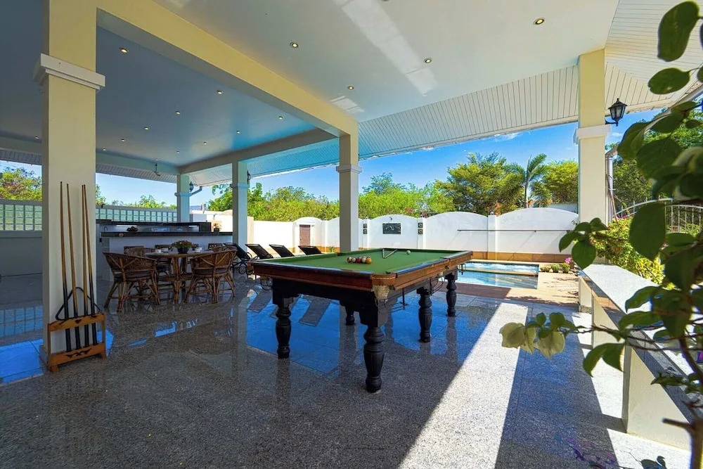 Private 3 Bedroom Pool Villa PV7