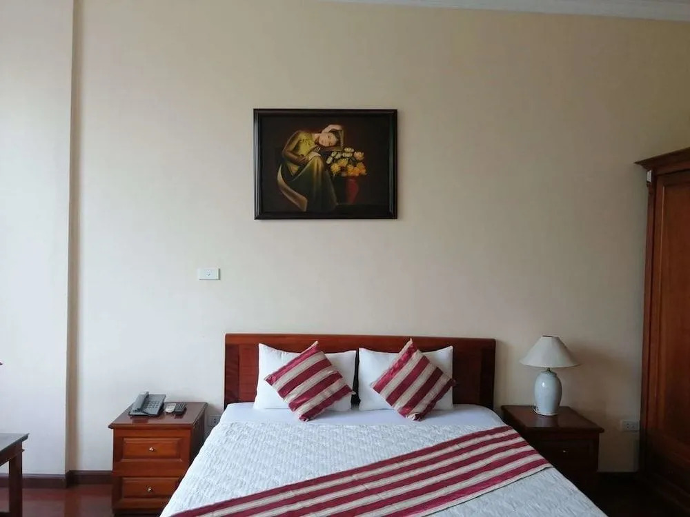 Clover Hotel