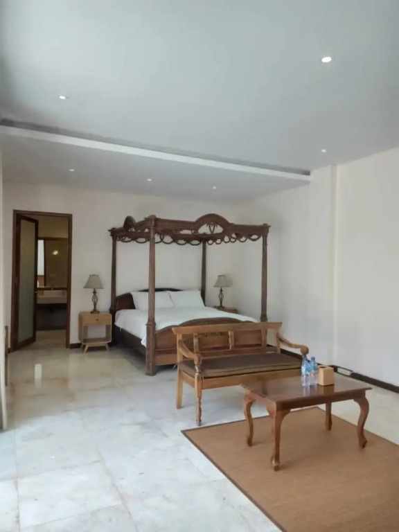 Soleil Suites Petitenget By the jero 18