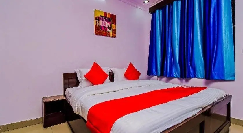 Maxfort Guest House Delhi