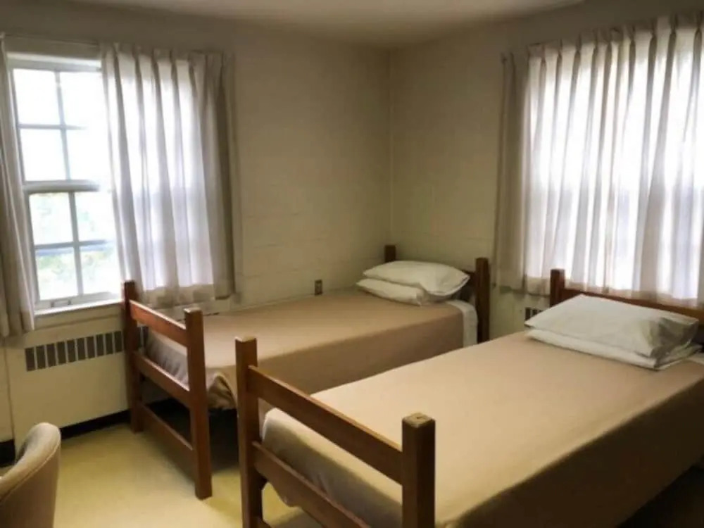 FX Hall Residences - Hostel