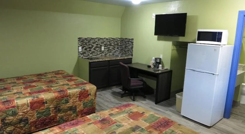 Gateway Motor Inn