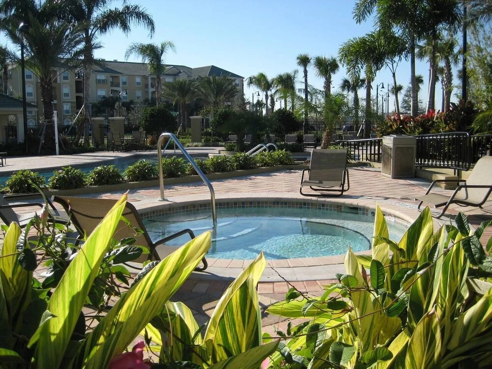 Stylish and Accessible in Vista Cay With Lake View - 3bd/2ba Condo 3vc114