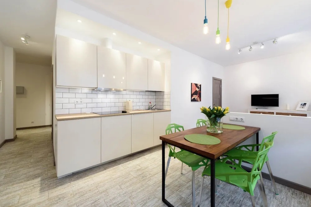 CoHome Apartment Kremenchugskaya near Nevsky Prospect