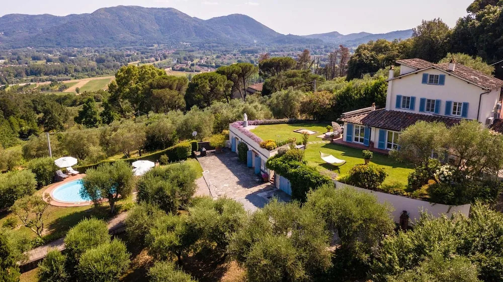 Villa Lontana Lucca