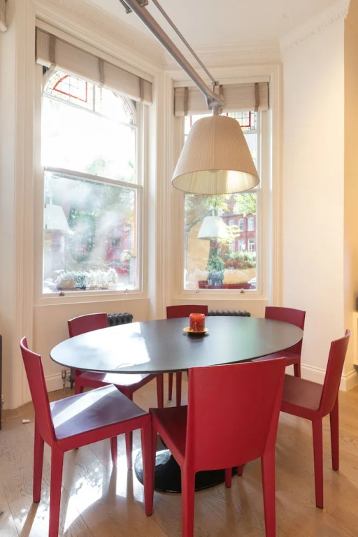 2 Bdr South Kensington by the Residences