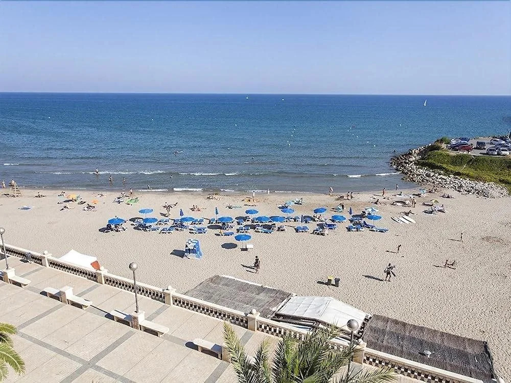 Apartment by the Sea