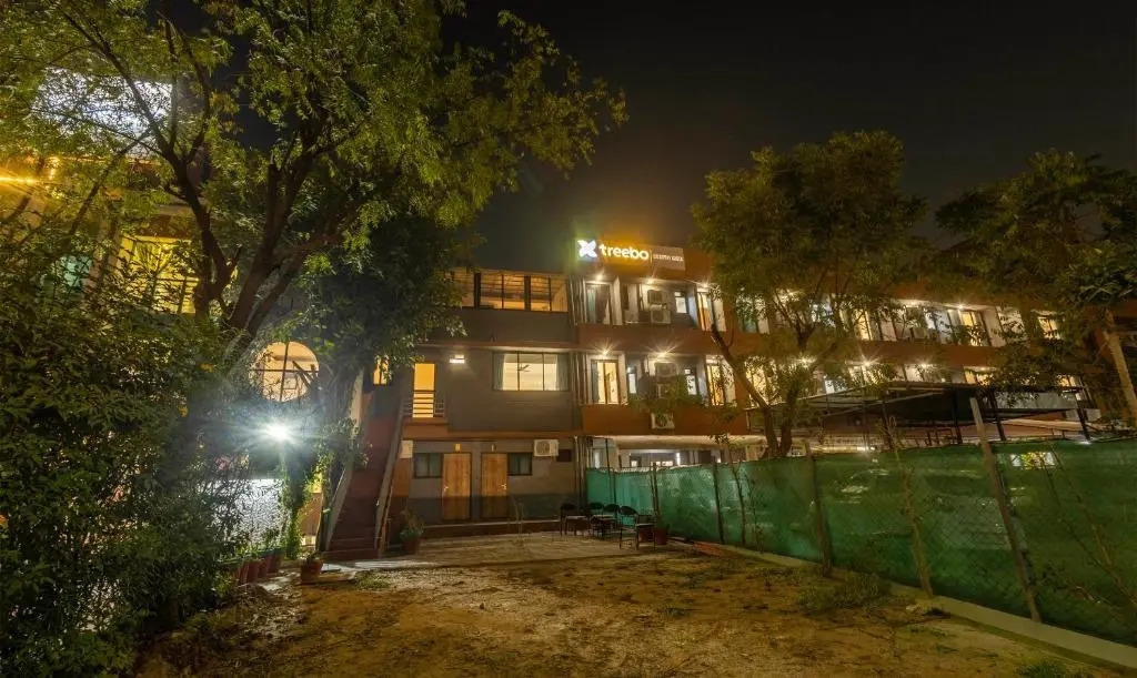 Treebo Executive Suites