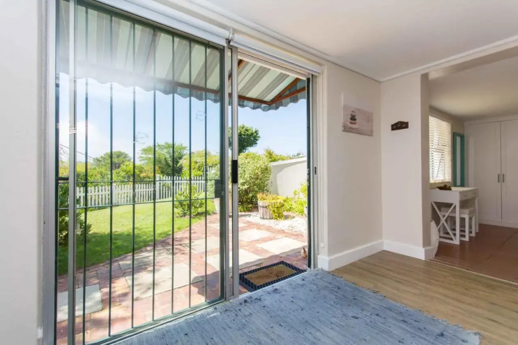 56 Maplin Drive
