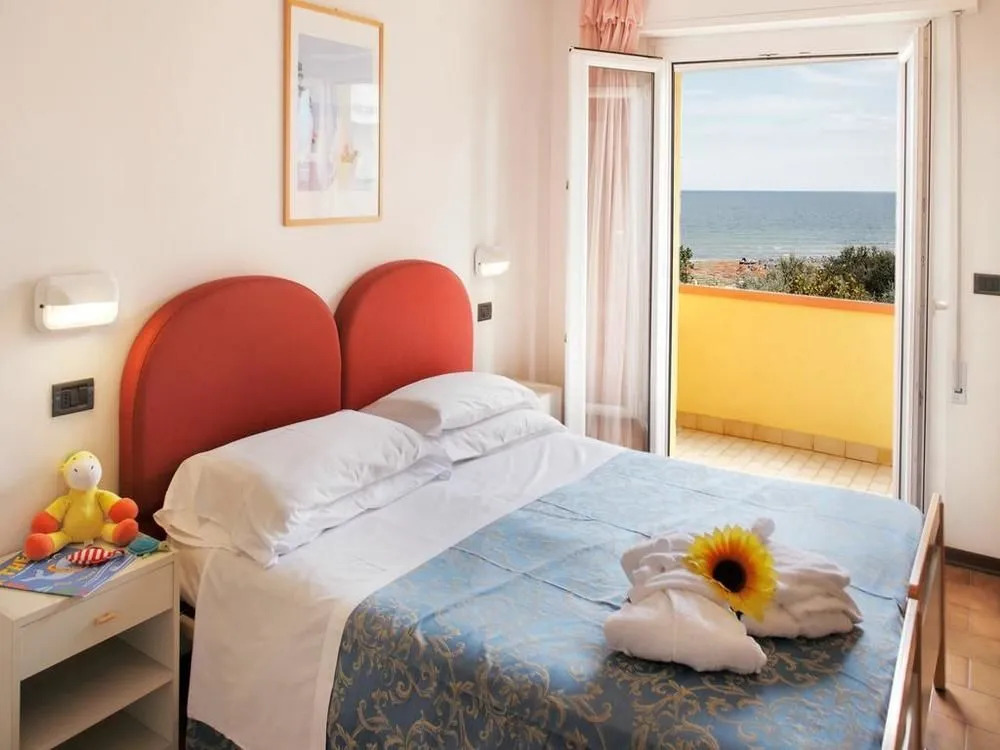 Hotel Mignon Riccione Fronte Mare