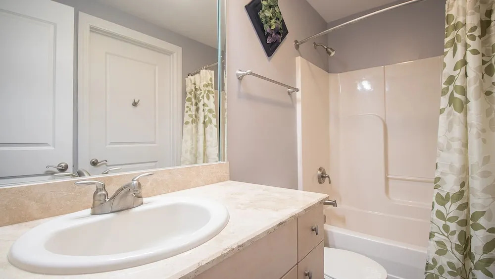 Sea Breeze 1011 Penthouse