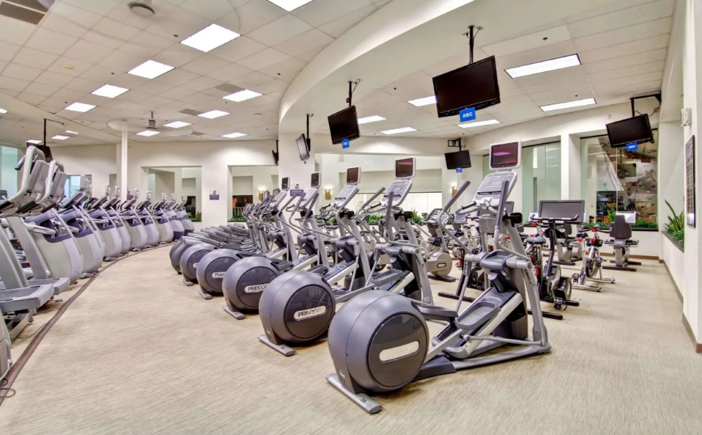 DoubleTree by Hilton Pleasanton at The Club