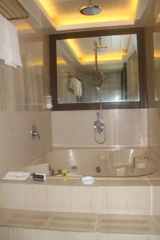 Hotel Ava Gil Puyat