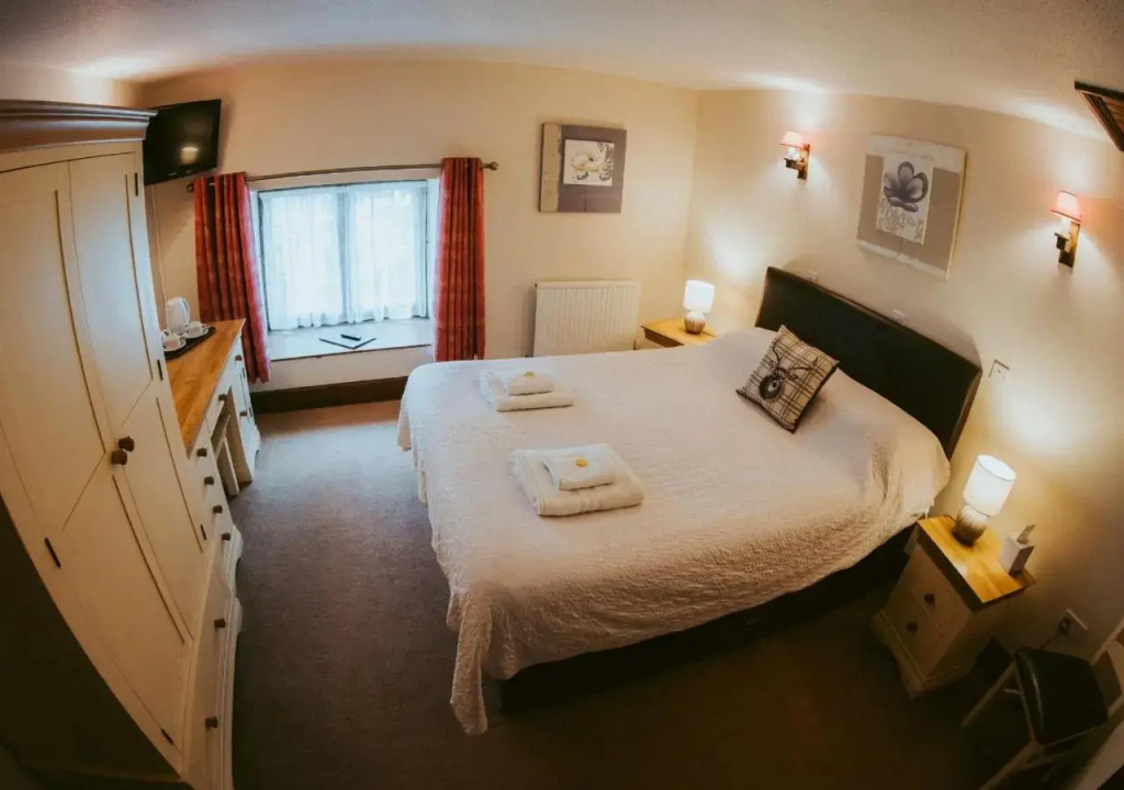 The Heathfield Inn