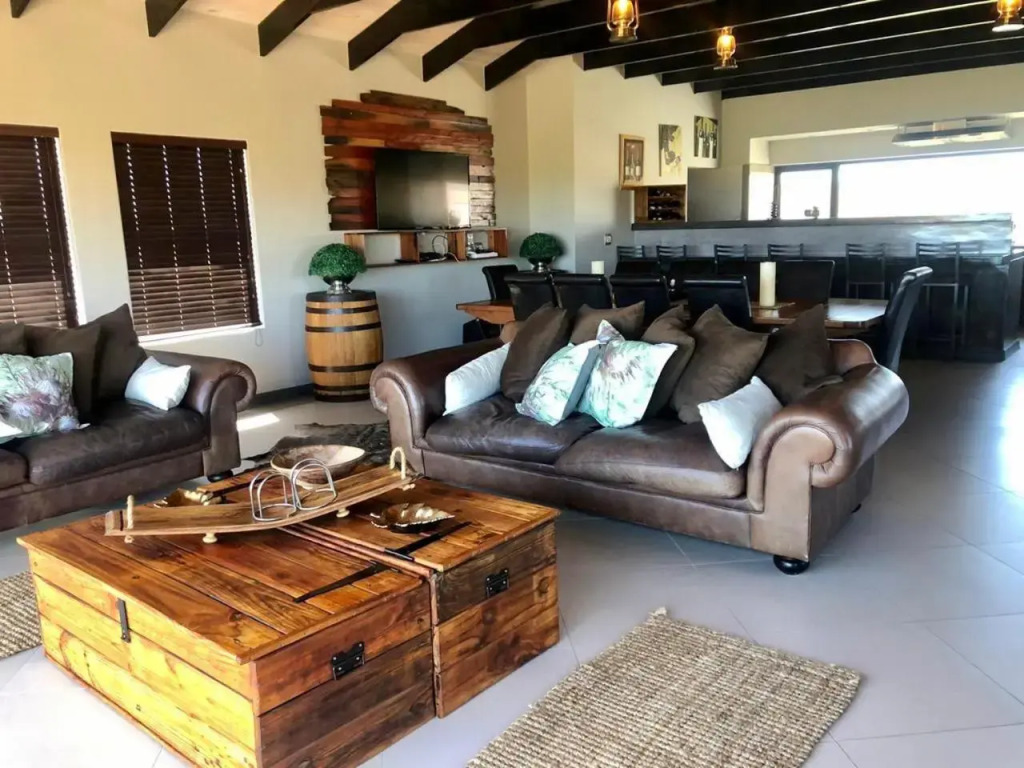 Steenbokkie Holiday Home