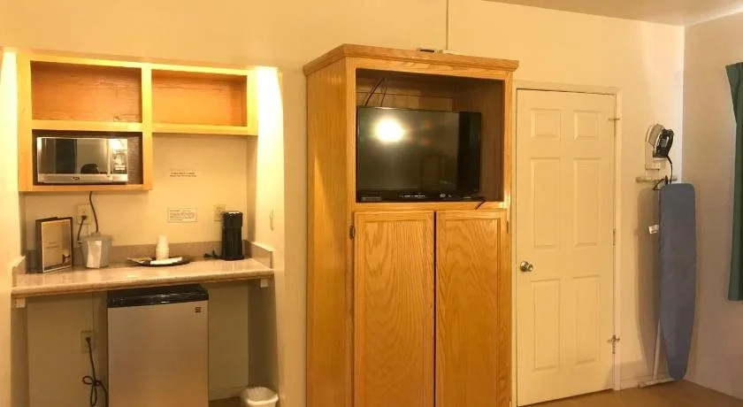 Sunrise Inn