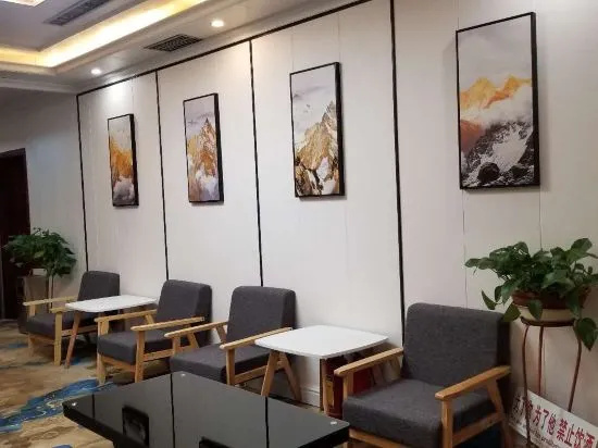 兰州新蓝波湾酒店(甘肃省肿瘤医院小西湖地铁站店)