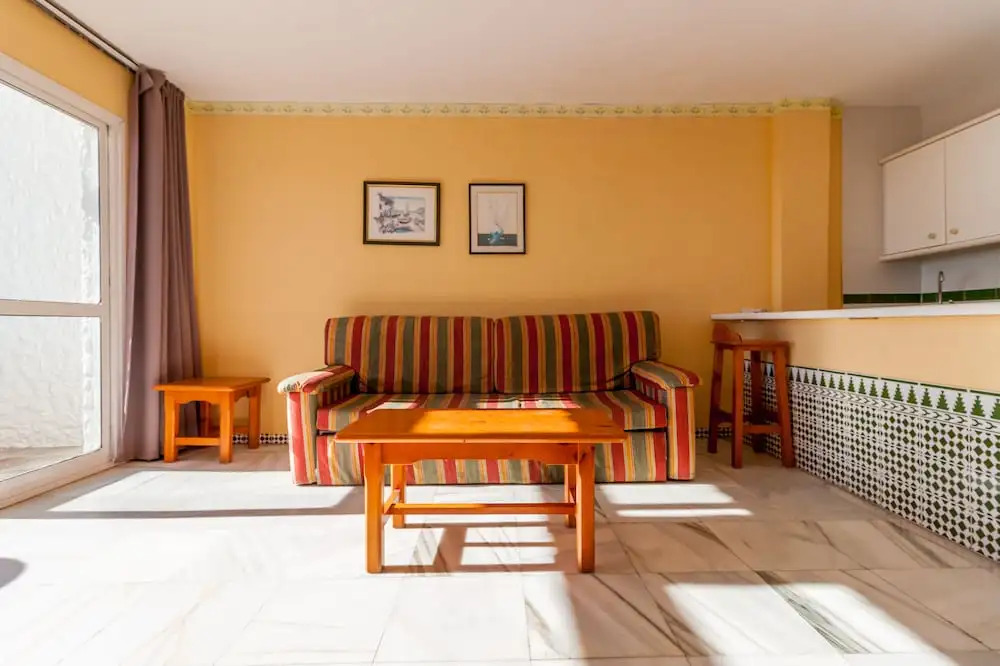 Apartamentos Río Marinas Canovas Nerja