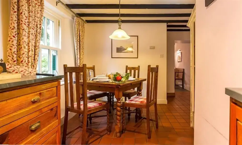 Dove Holme Cottage