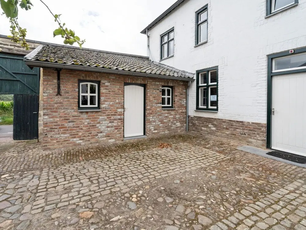 Cozy Farmhouse in Bemelen With Terrace