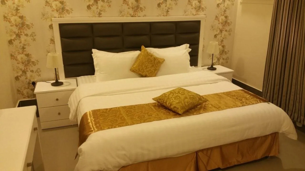 Rozana ApartHotel