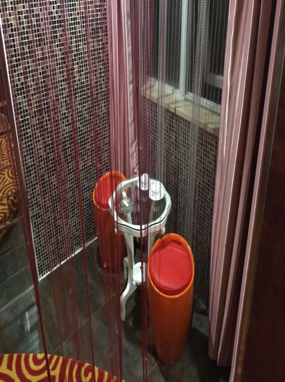 To Youth Themed Hotel
