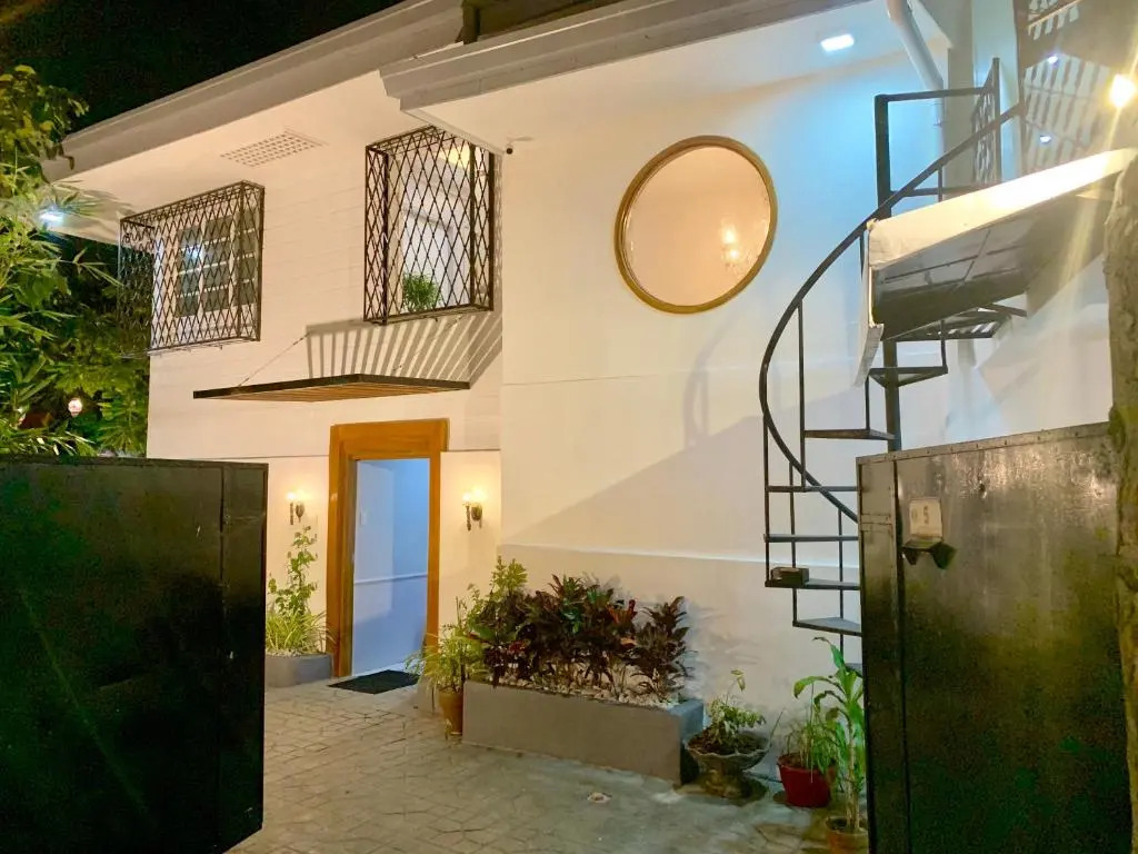 Courtyard Hotel