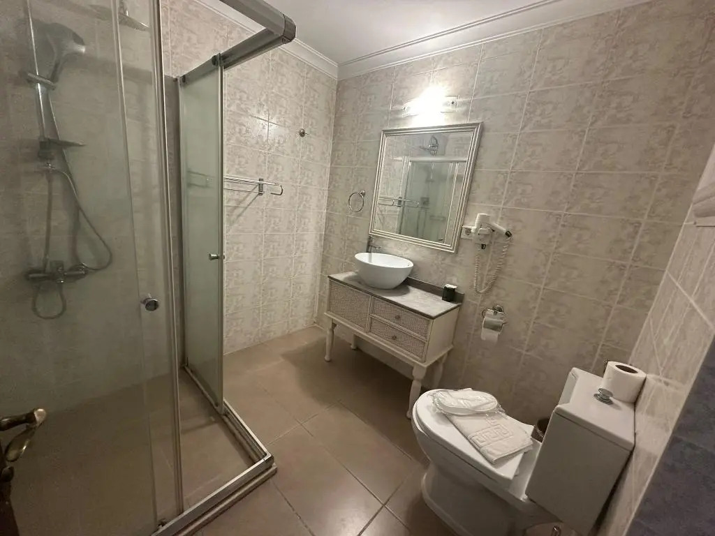 Lill Maison Hotel & City Club