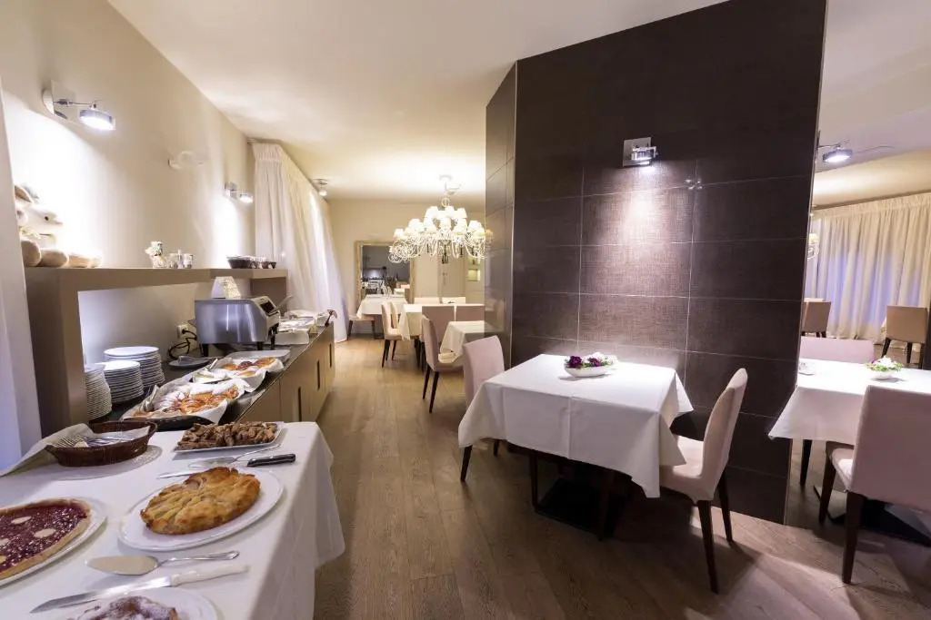 Hotel Parigi 2 & Spa