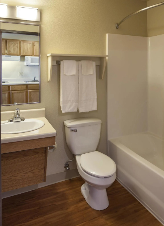 Extended Stay America Select Suites - Louisville - South