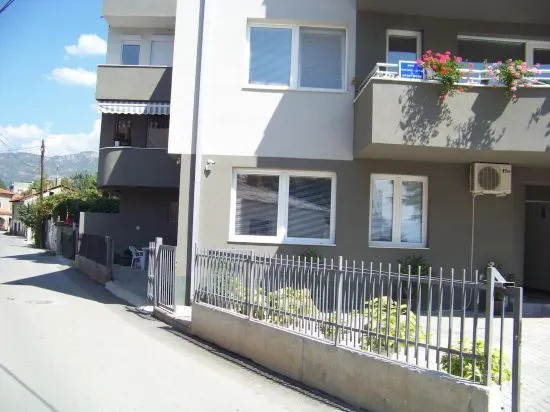 Tedi & Kiki Apartment