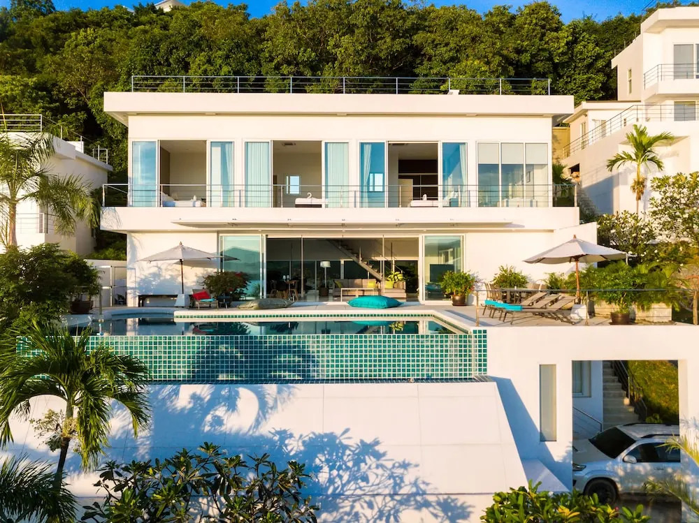 Sunset Bay Villa