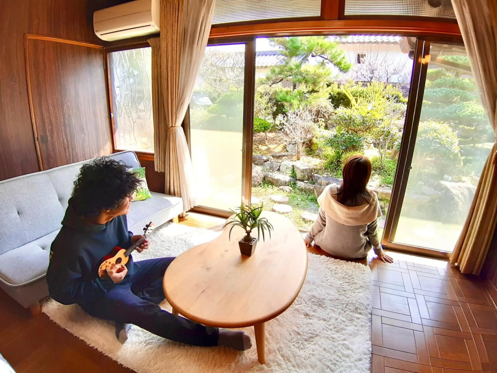 福知山の暮らすように泊まれる宿 wぴーす 山あり川あり自然豊かな田舎の風景 帰省時の滞在宿にも最適です 福知山温泉まで車で8分