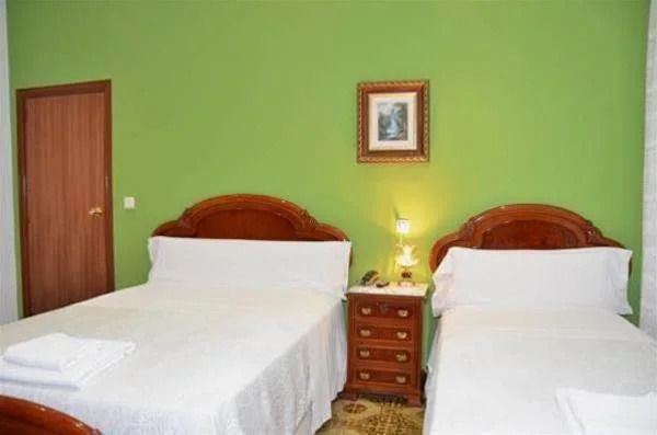 Hostal Reconquista