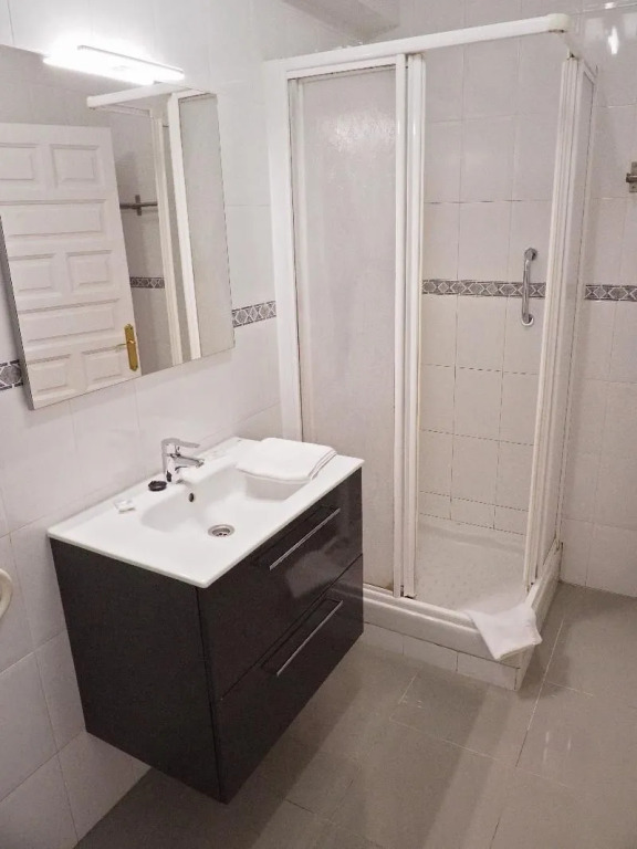 Apartamentos Intercentro Algarrobo-Costa APARTAMENTOS TURÍSTICOS -INMOBILIARIA