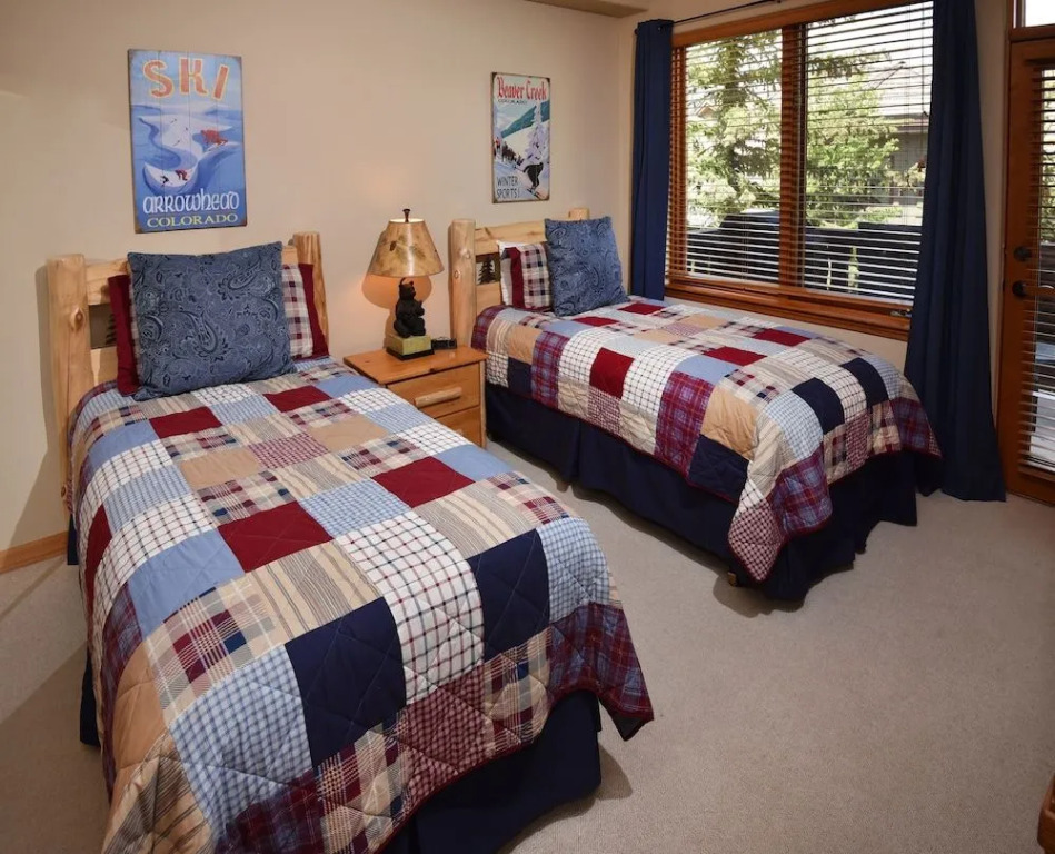 Aspenwood 311 2 Bedroom Condo by RedAwning