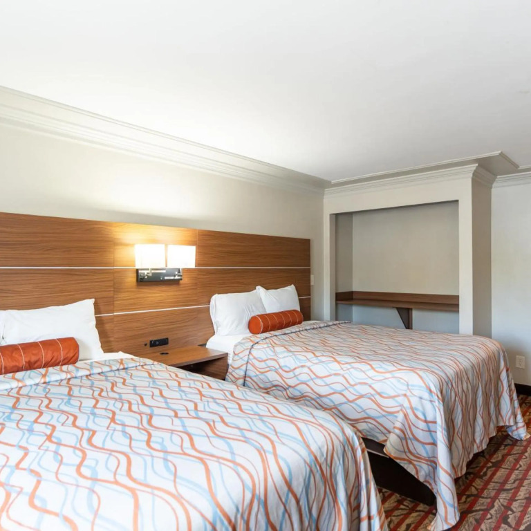 Kalika Hotel