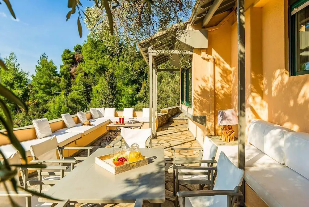 Villa Pelago