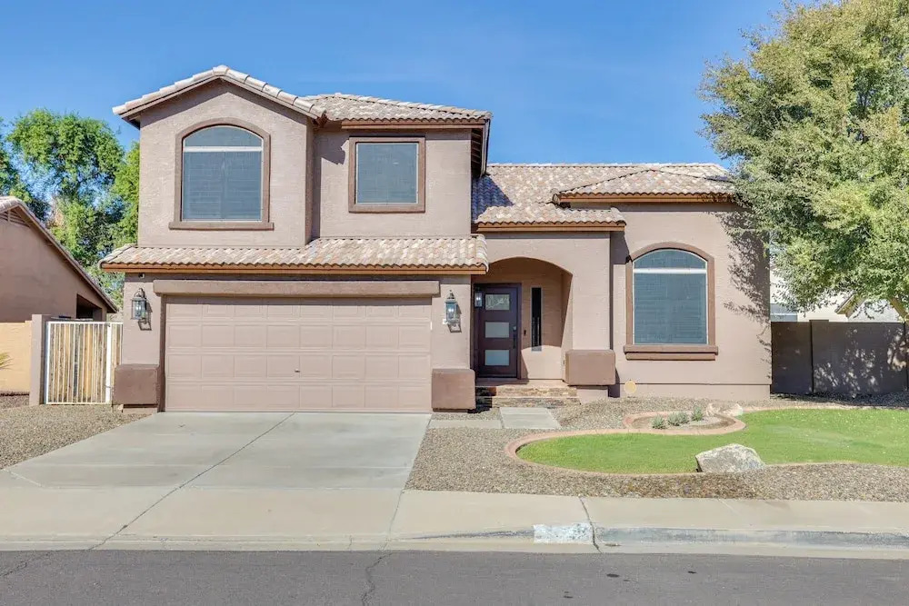 7 Mi to State Farm Stadium: Family Home w/ Pool