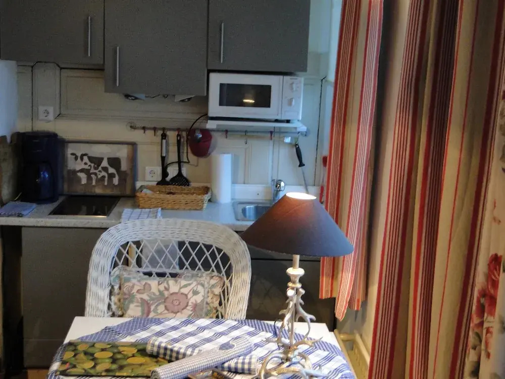 Rosindell cottage