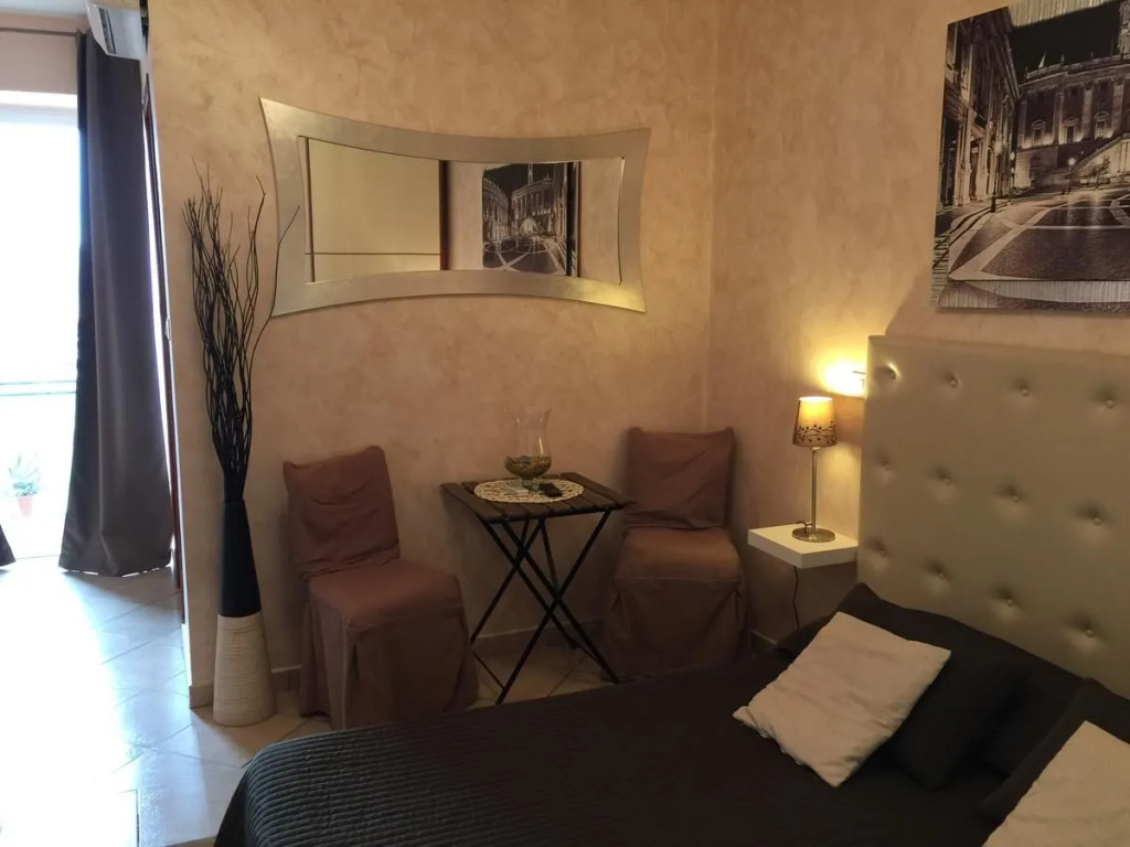B&B RomAntica Home