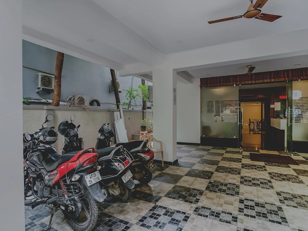 Super Hotel O Gokul Grand Near SR Nagar Police Station