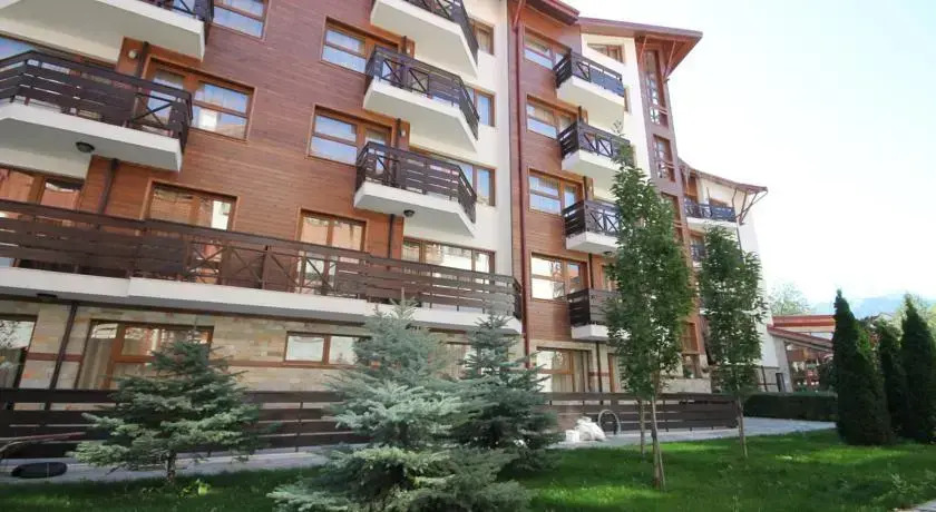 Apartment New Estate in complex Belmont