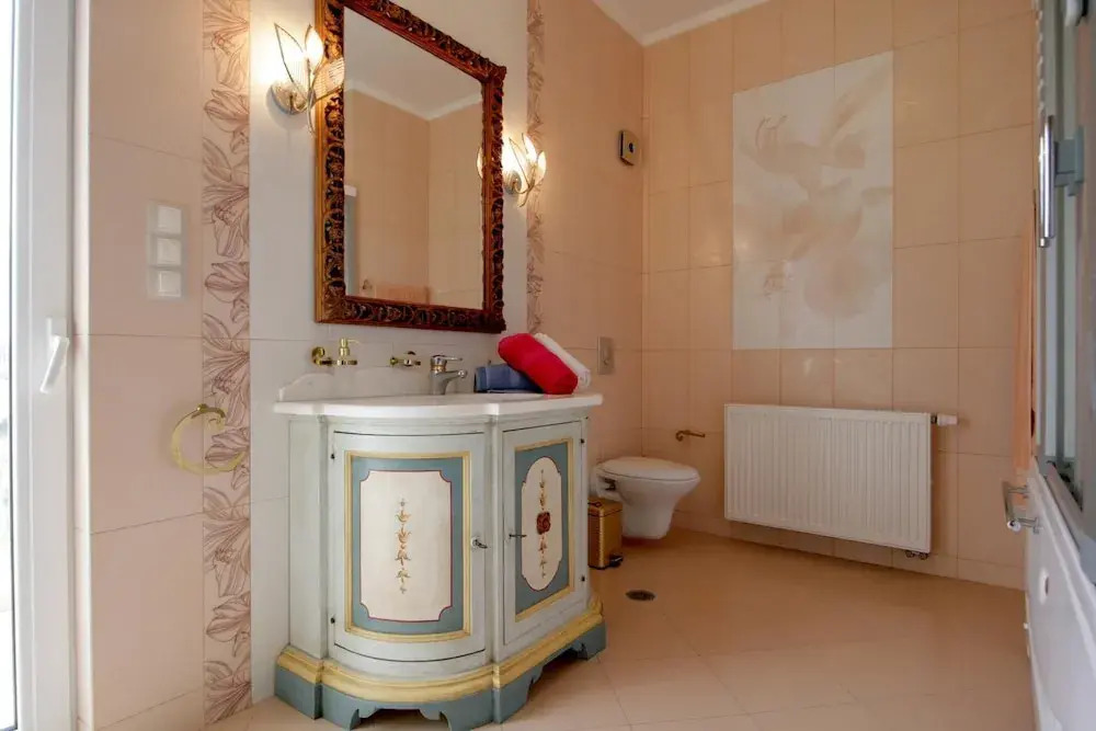 Luxurious Villa Anthi