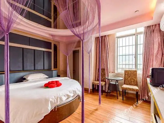 Dongping Hotel (Guangzhou Baiyun Dongping Subway Station)