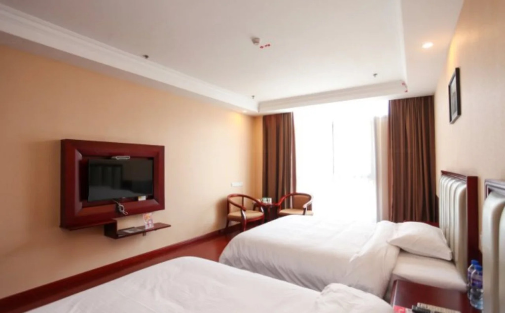 GreenTree Inn JiangSu TaiXing Huangqiao Town Government Express Hotel