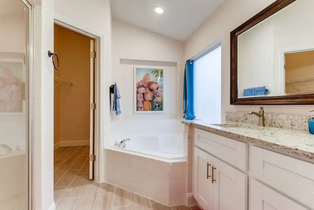 4BR Emerald Island Home by FS FL VH-8438